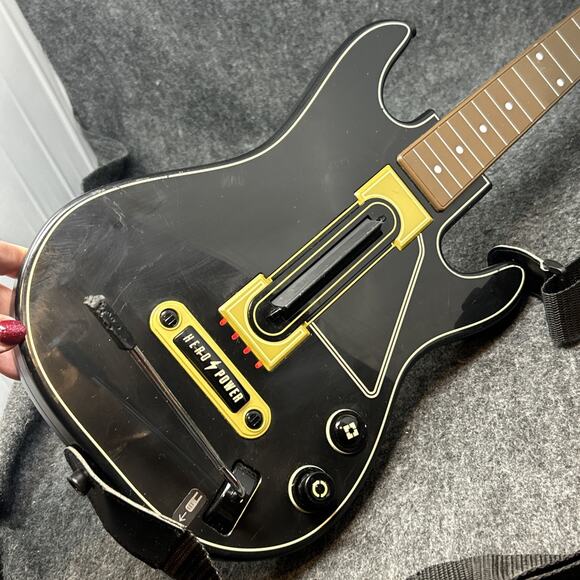 Activision Guitar Hero Live Wireless Controller Black Strap Xbox Model 0000654 - Picture 2 of 12